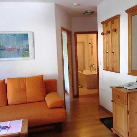 Larchenhof Apartment