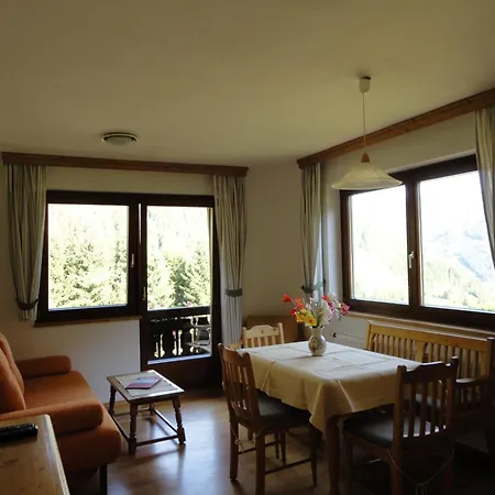 Apartment Larchenhof *