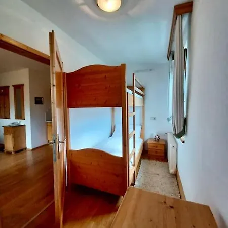 Larchenhof Apartment *
