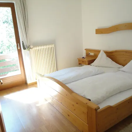 Апартаменты Larchenhof Бад Кляйнкирххайм