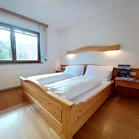 Laerchenhof *
